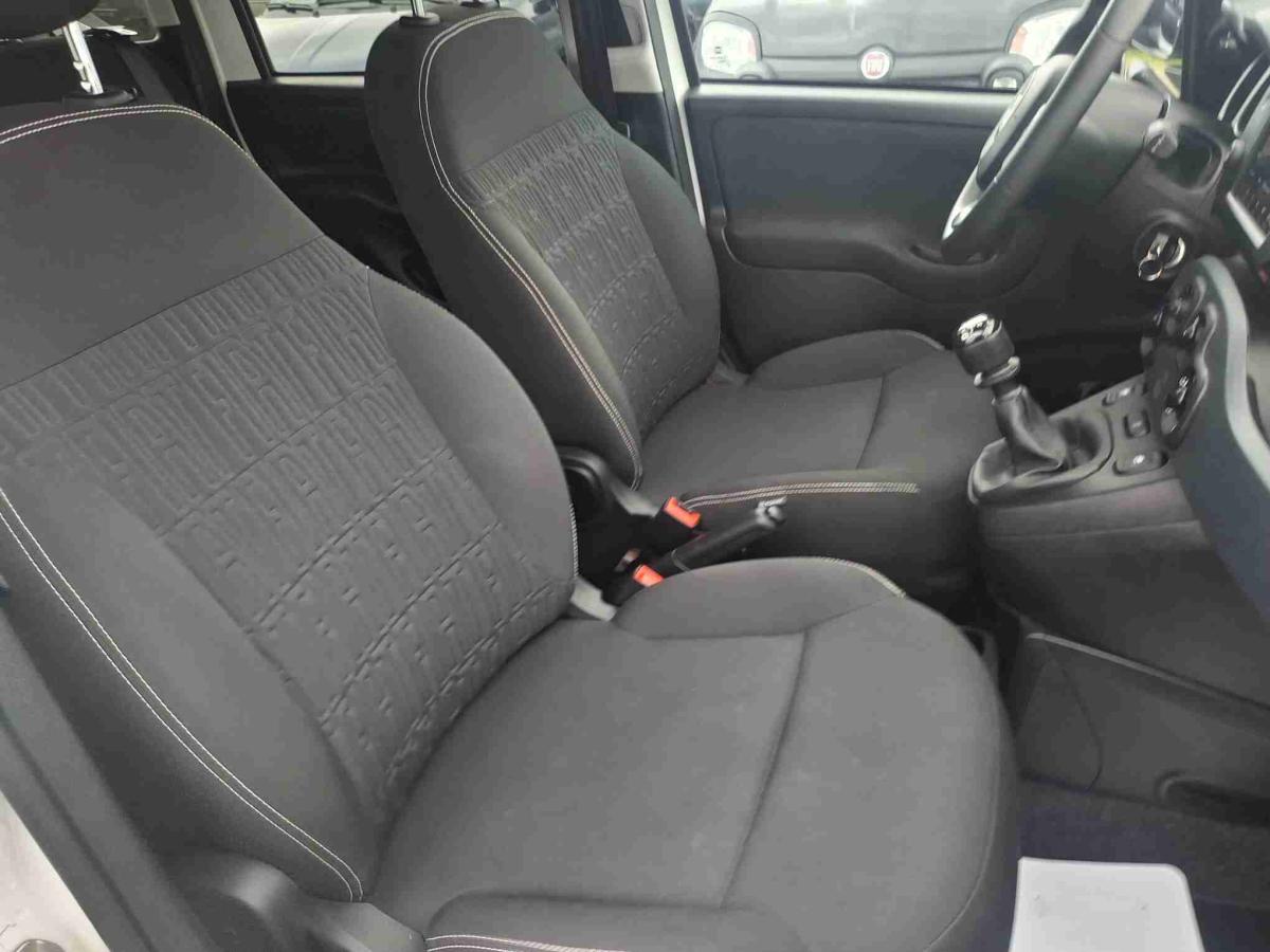 fiat-panda-2024-gasolina-999cc