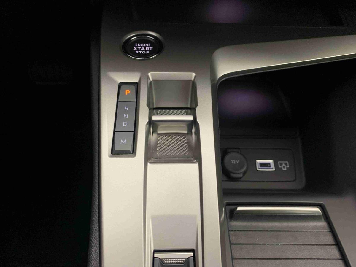 peugeot-308-sw-2025-gasolina-1199cc