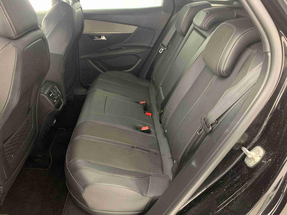 peugeot-3008-2023-hibrido-1598cc