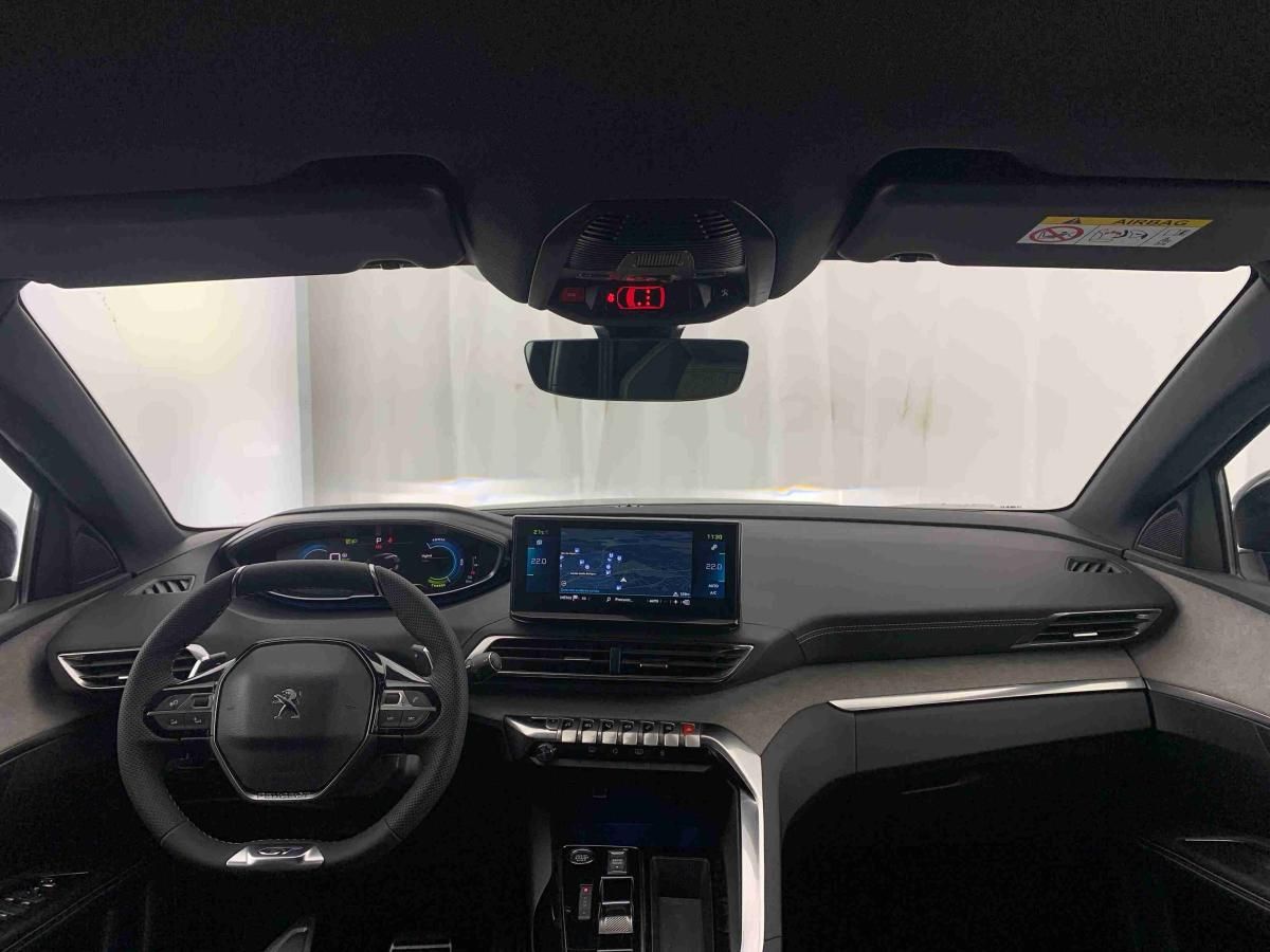 peugeot-3008-2023-hibrido-1598cc