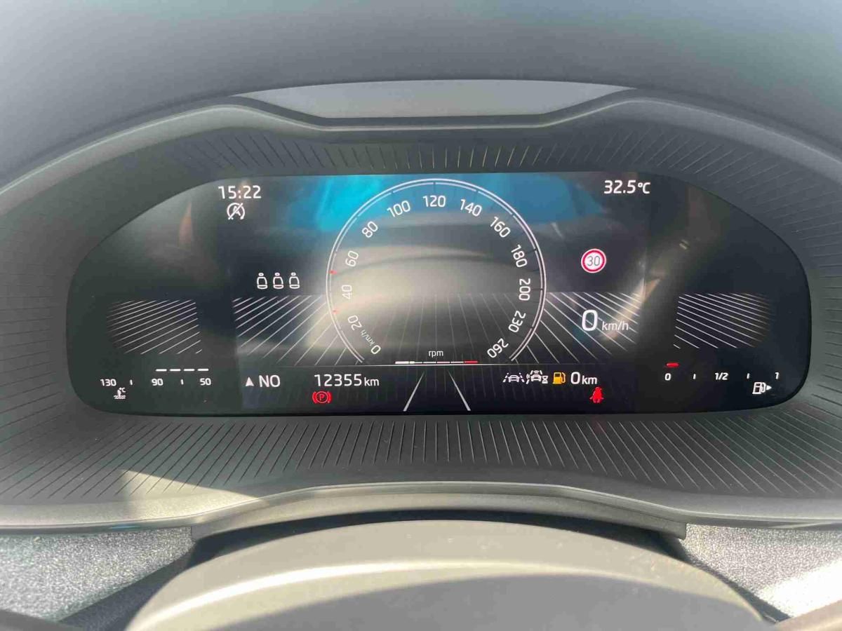 skoda-kamiq-2025-gasolina-999cc