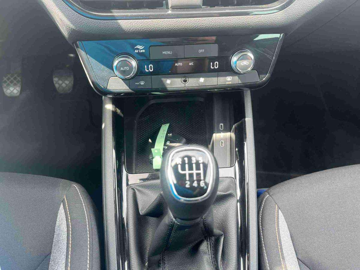 skoda-kamiq-2025-gasolina-999cc