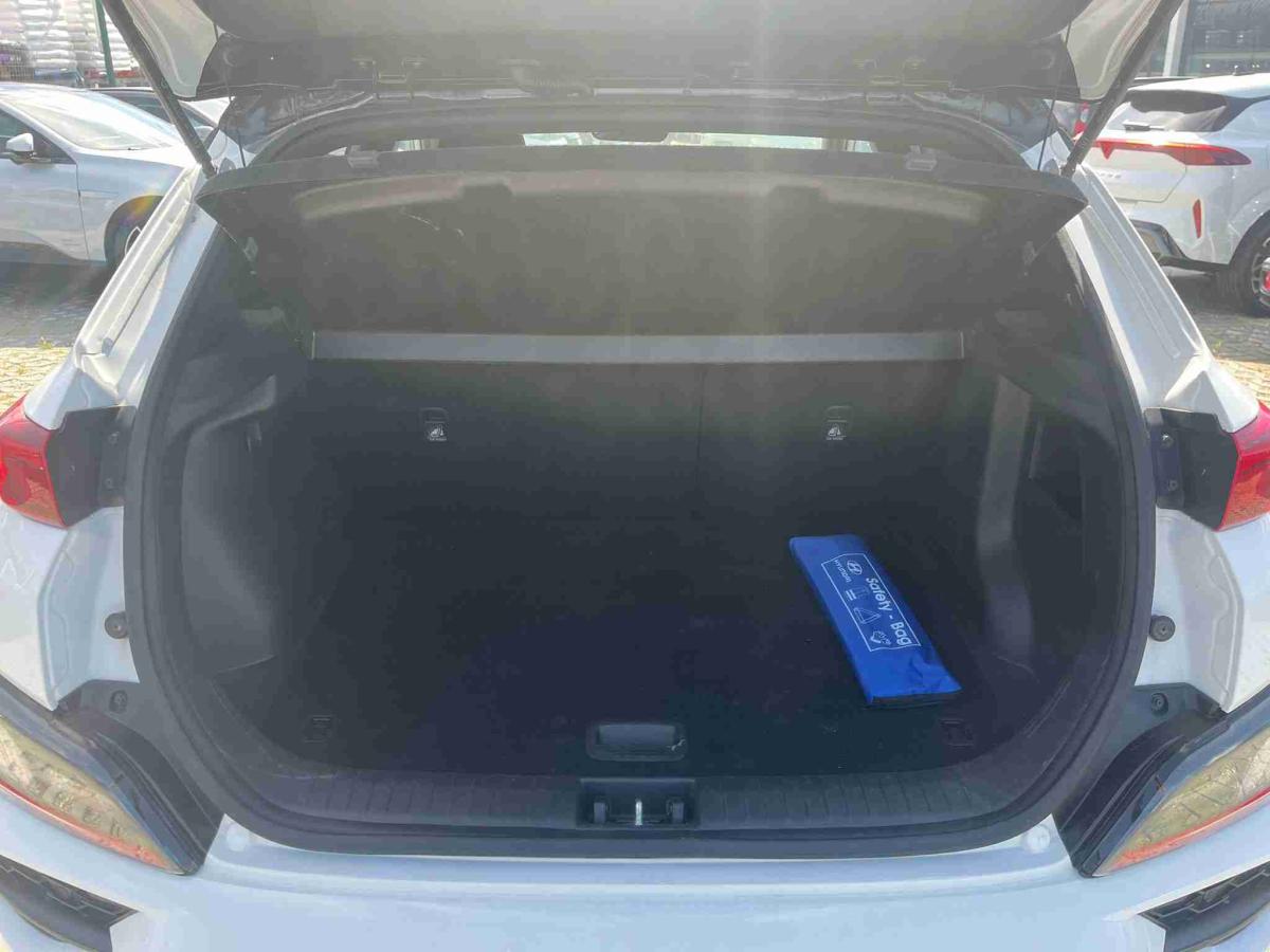 hyundai-kauai-2022-gasolina-998cc