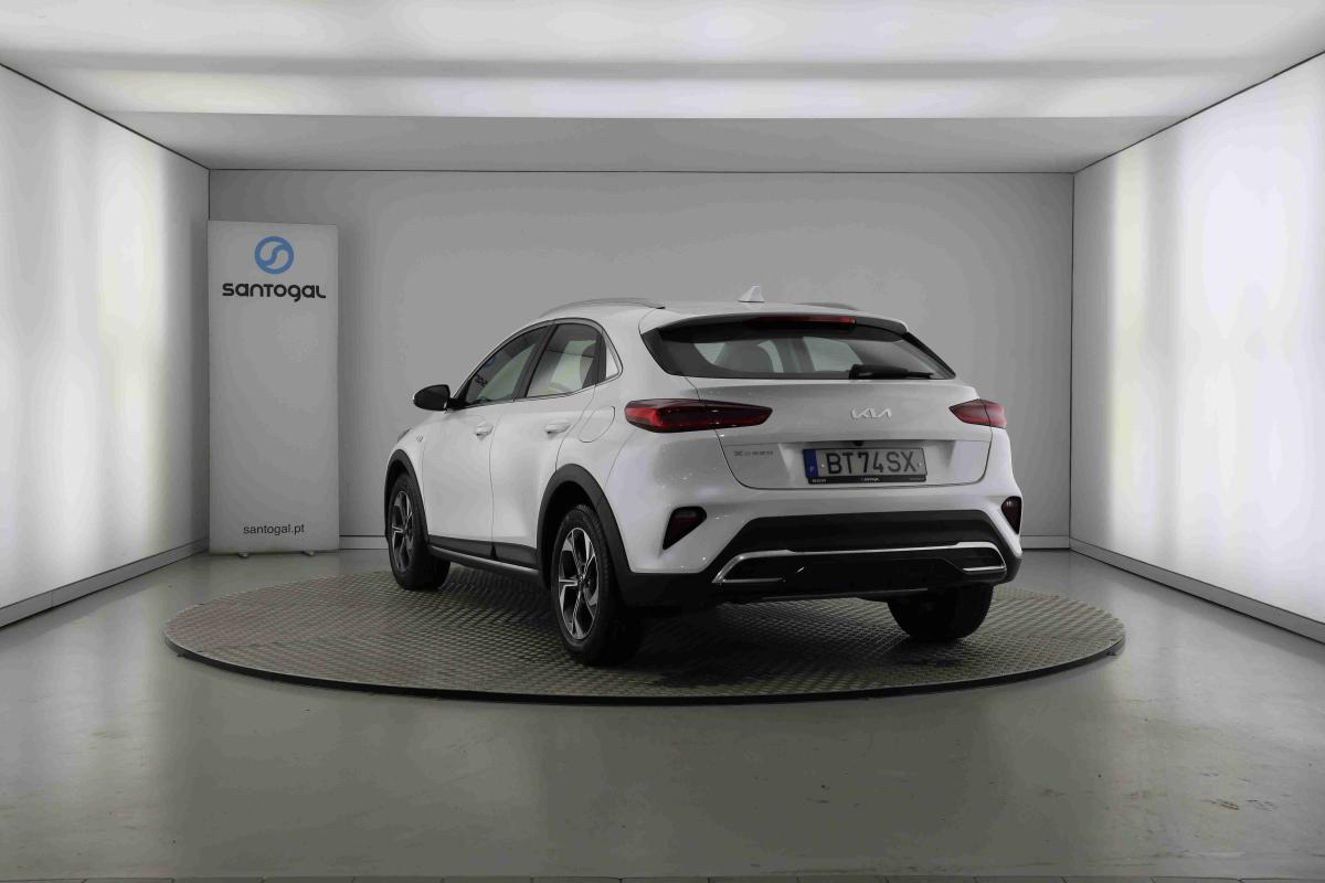 kia-xceed-2025-gasolina-998cc