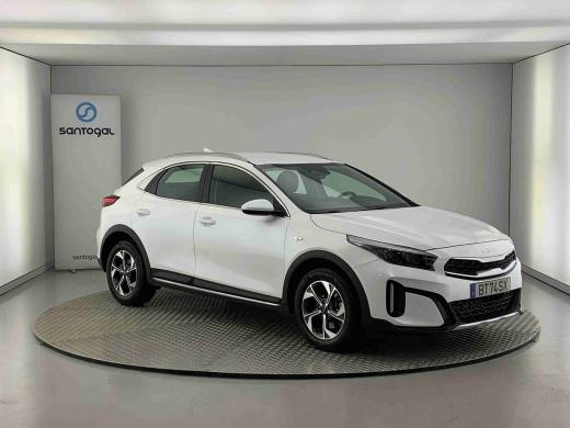 kia-xceed-2025-gasolina-998cc