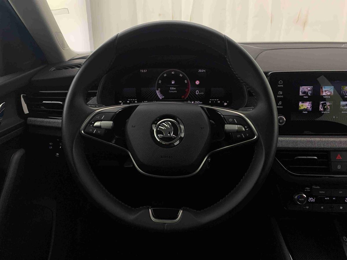 skoda-kamiq-2025-gasolina-999cc
