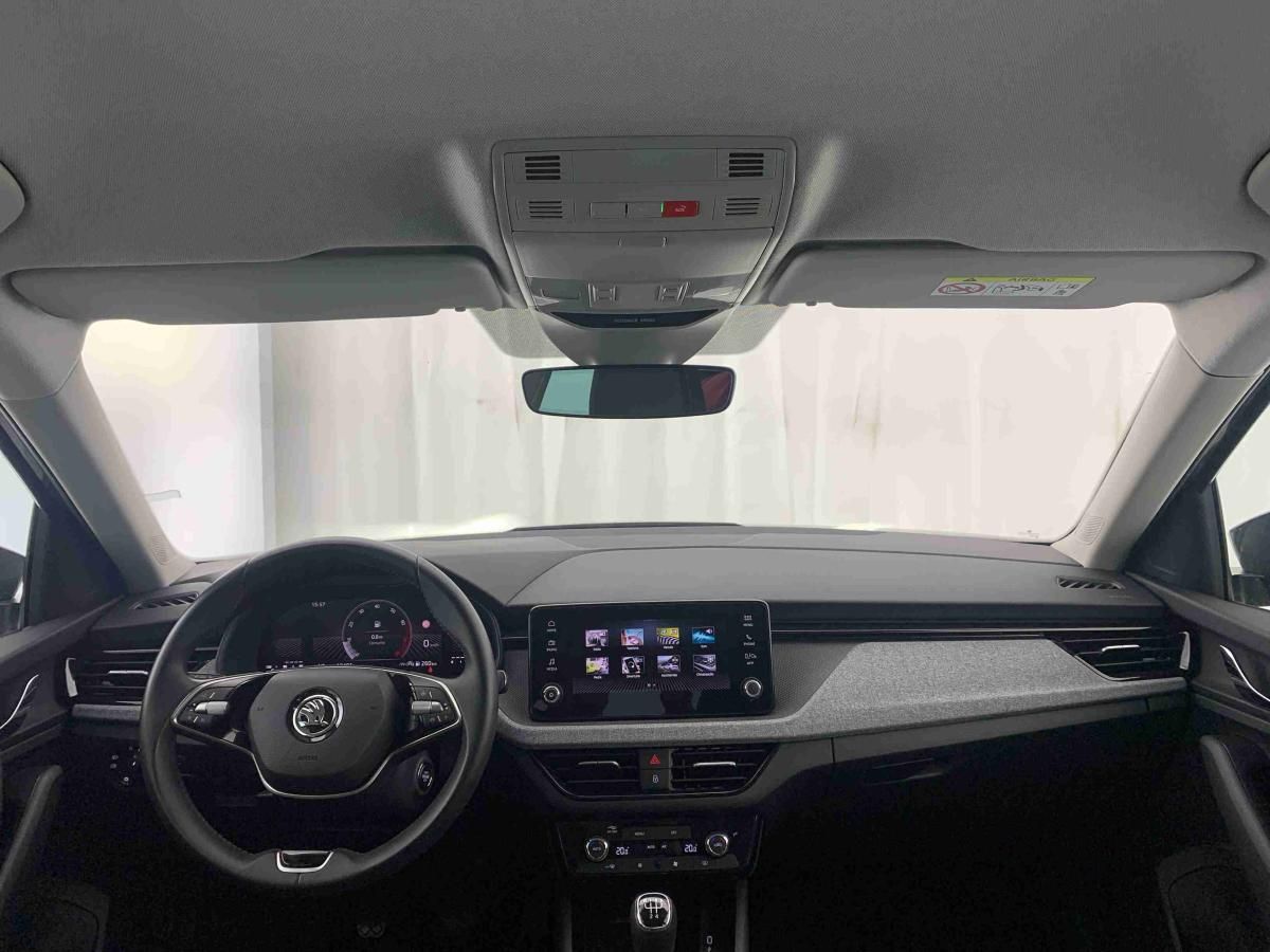 skoda-kamiq-2025-gasolina-999cc