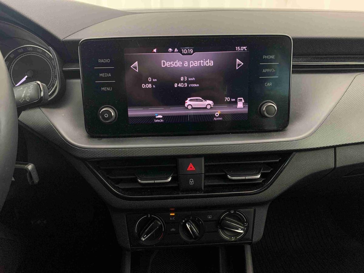 skoda-kamiq-2023-gasolina-999cc