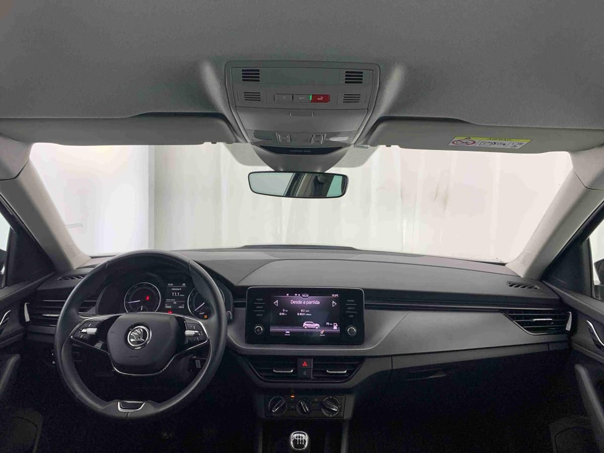 skoda-kamiq-2023-gasolina-999cc