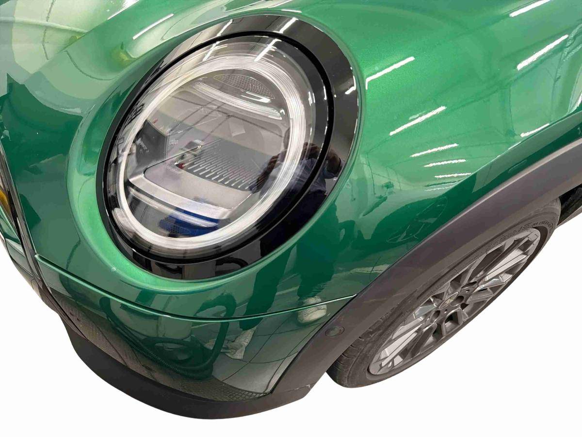 mini-cabrio-2025-gasolina-1998cc