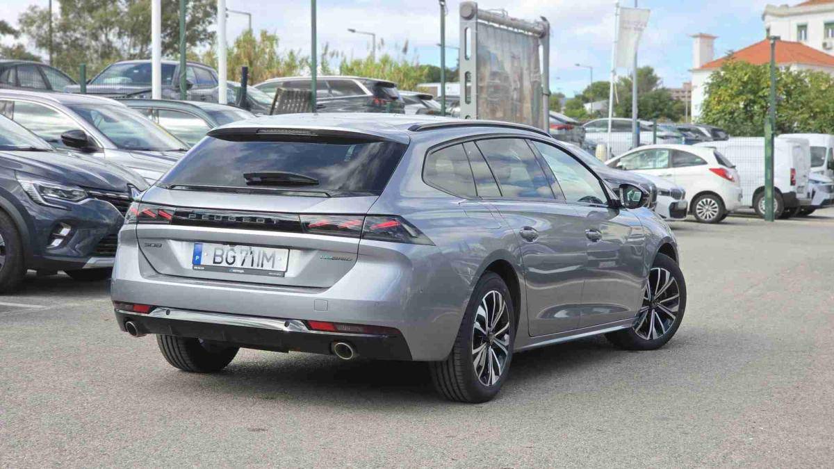 peugeot-508-sw-2024-hibrido-1598cc