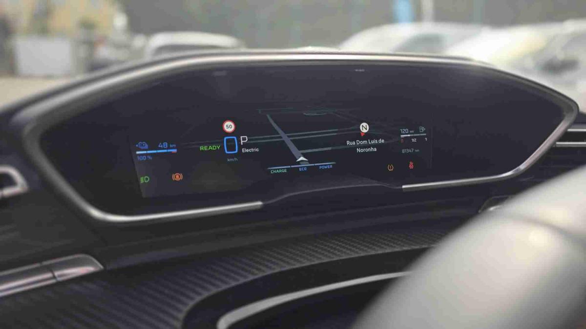 peugeot-508-sw-2024-hibrido-1598cc