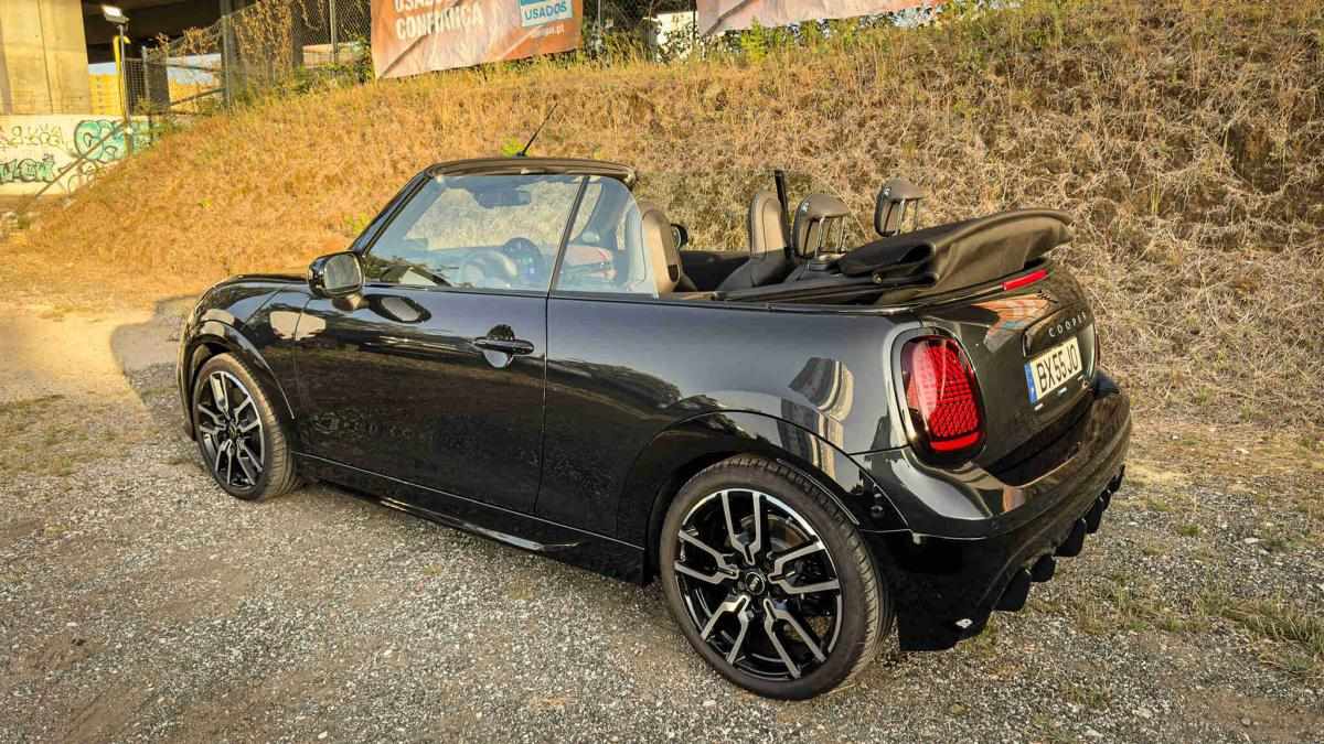mini-cabrio-2025-gasolina-1998cc
