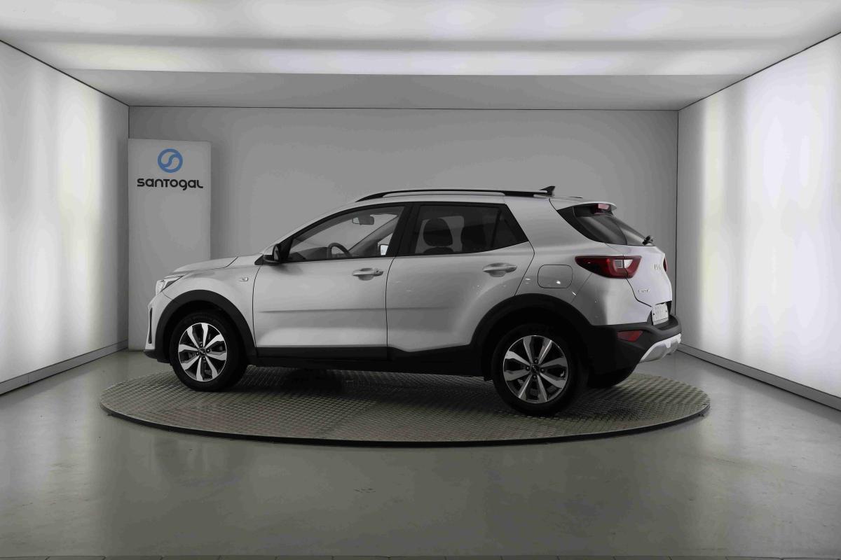 kia-stonic-2025-gasolina-1197cc