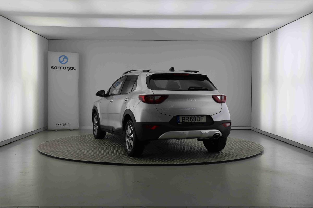 kia-stonic-2025-gasolina-1197cc
