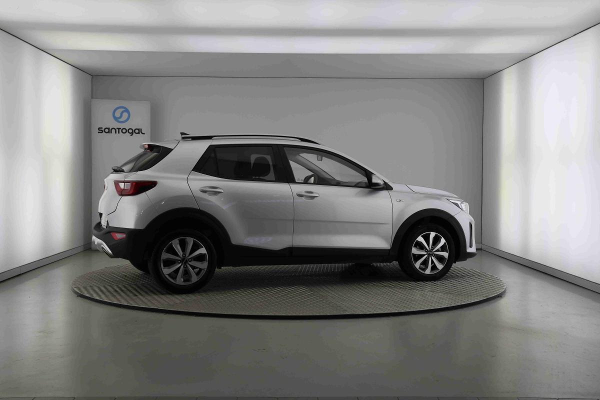 kia-stonic-2025-gasolina-1197cc