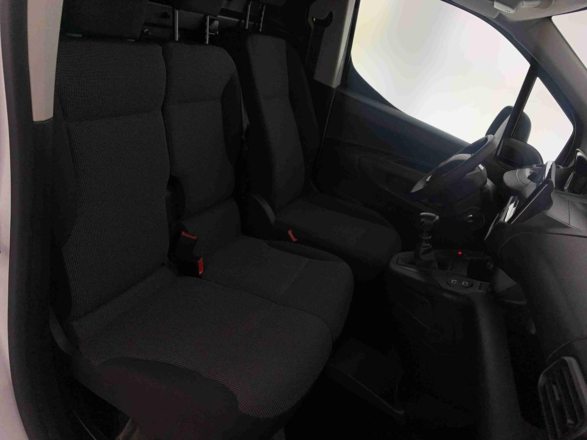 peugeot-partner-2024-diesel-1499cc