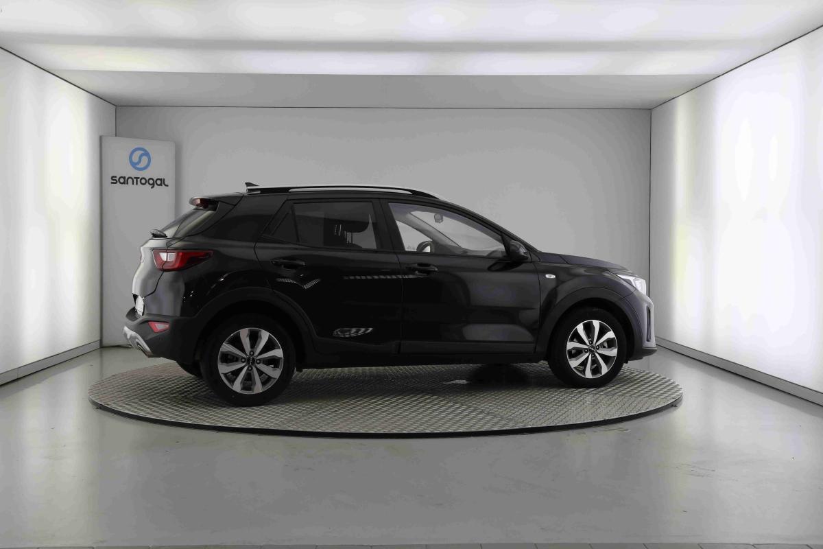 kia-stonic-2025-gasolina-1197cc