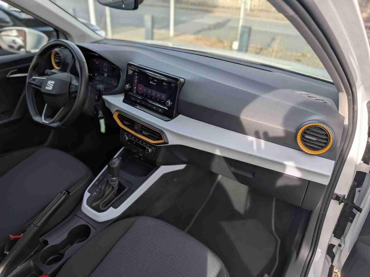 seat-arona-2025-gasolina-999cc