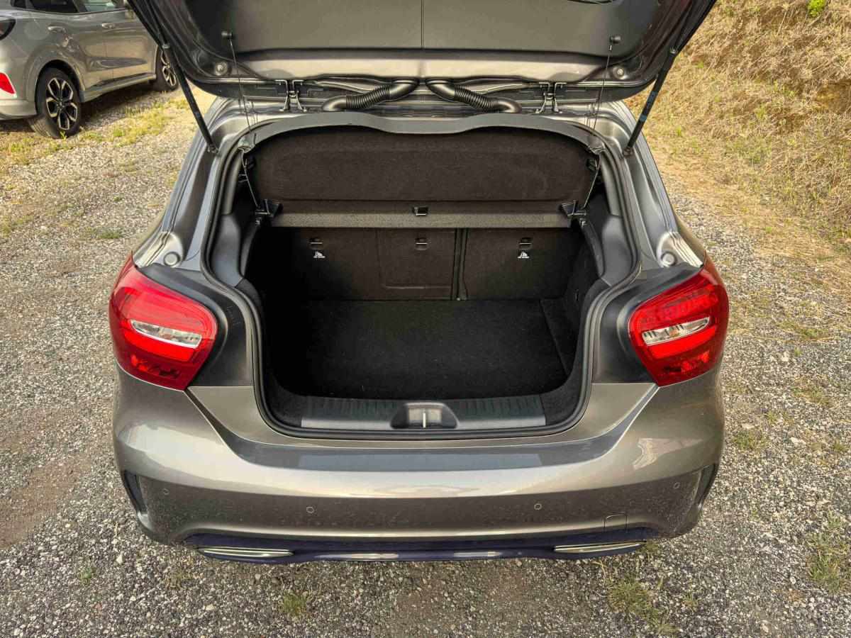 mercedes-benz-180-2018-diesel-1461cc