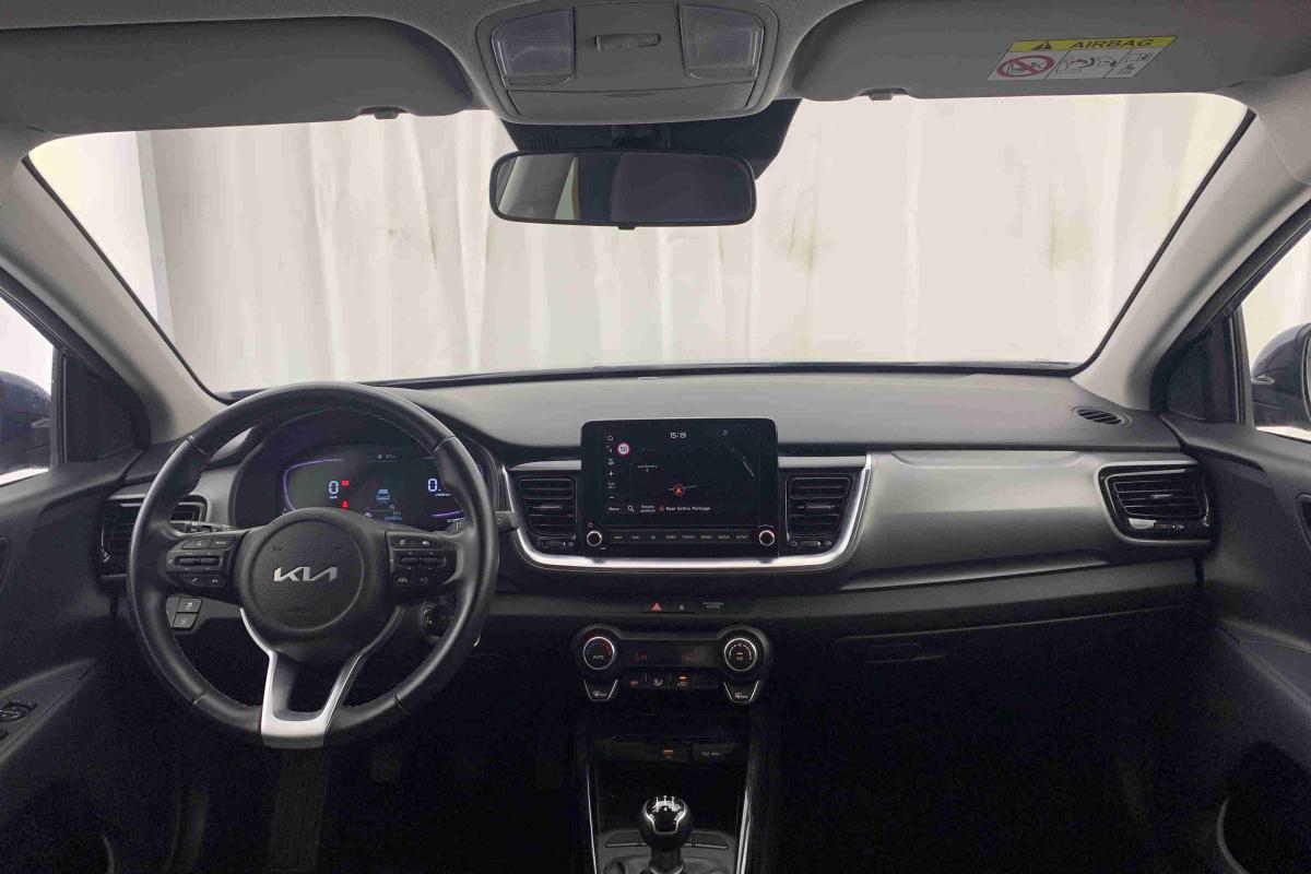 kia-stonic-2025-gasolina-1197cc