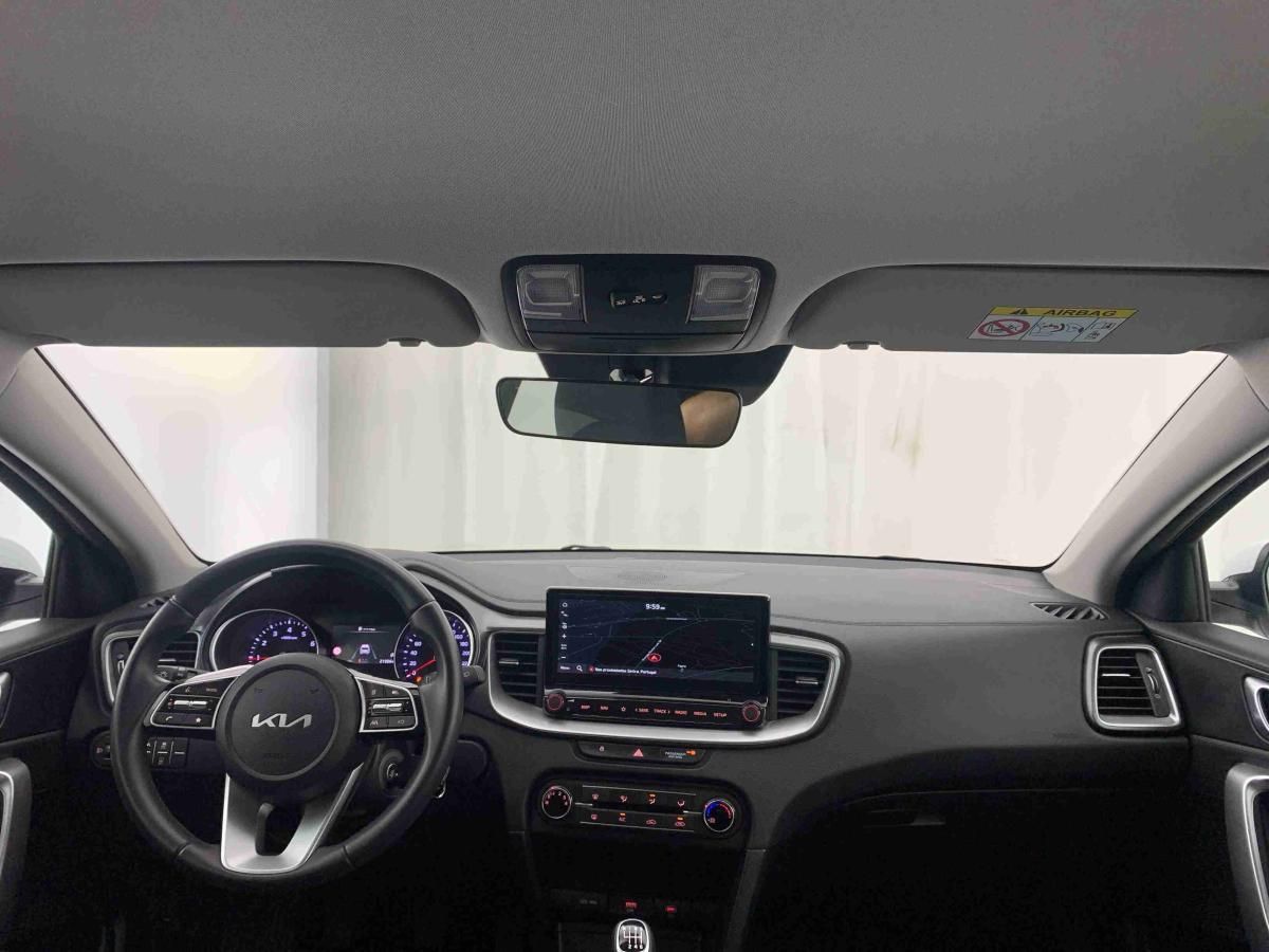 kia-xceed-2025-gasolina-998cc