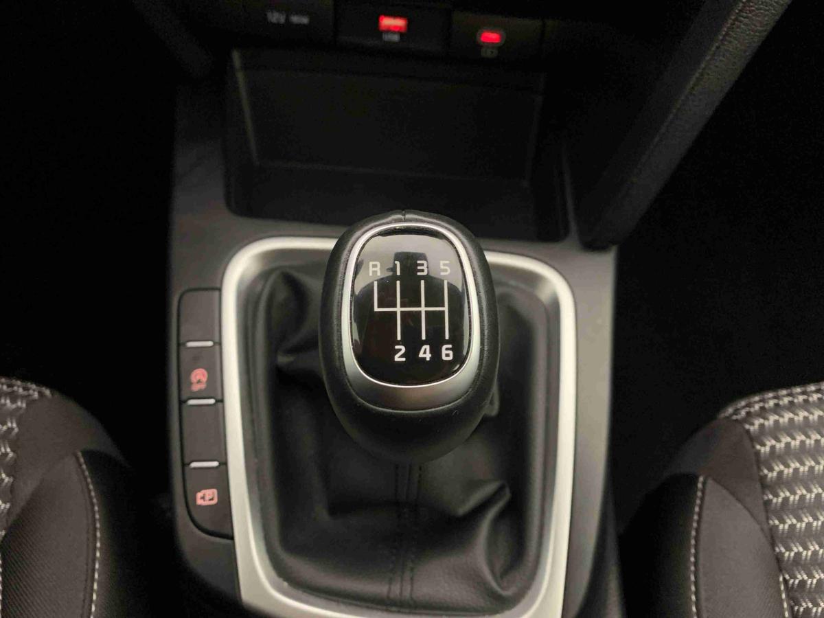 kia-xceed-2025-gasolina-998cc