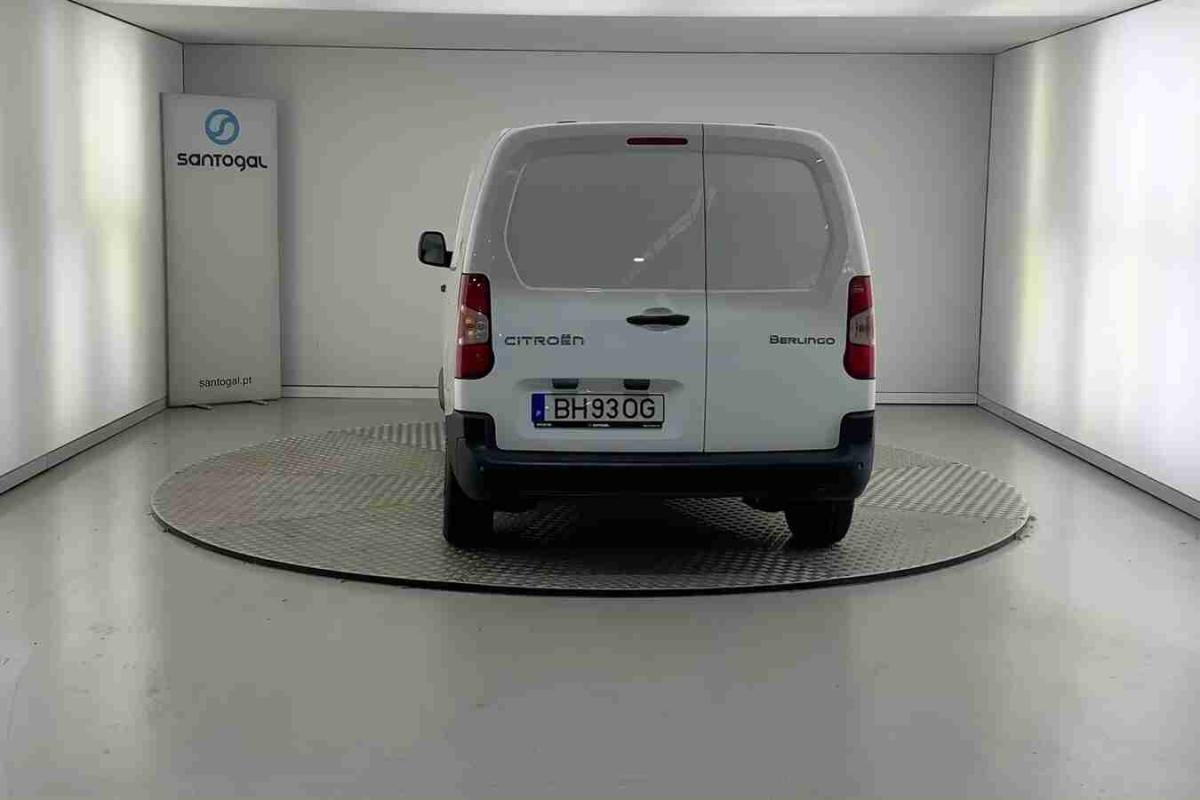 citroen-berlingo-2024-diesel-1499cc