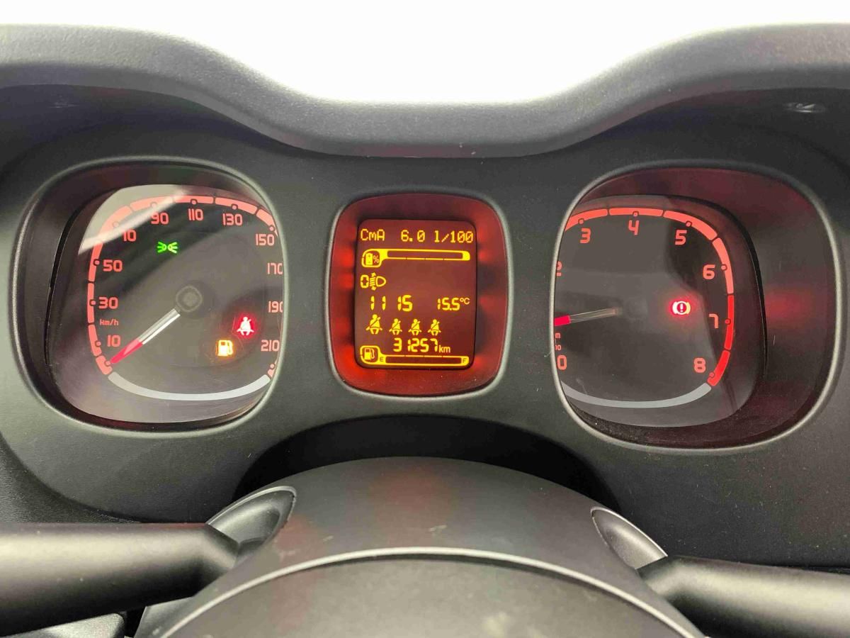 fiat-panda-2024-gasolina-999cc