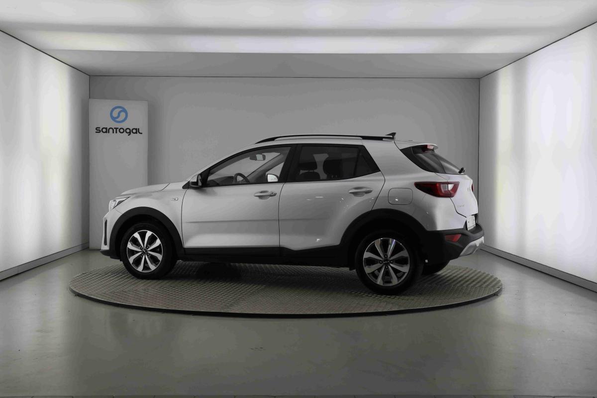 kia-stonic-2025-gasolina-1197cc