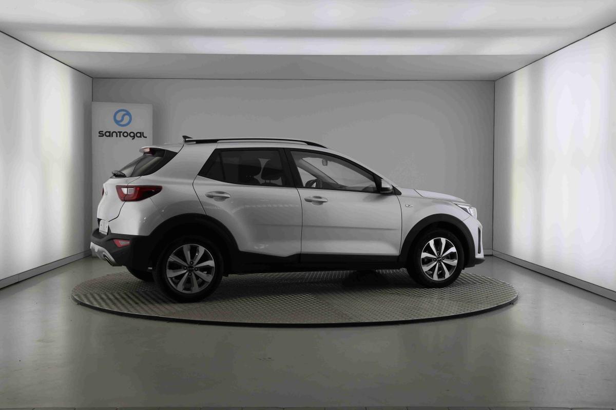 kia-stonic-2025-gasolina-1197cc