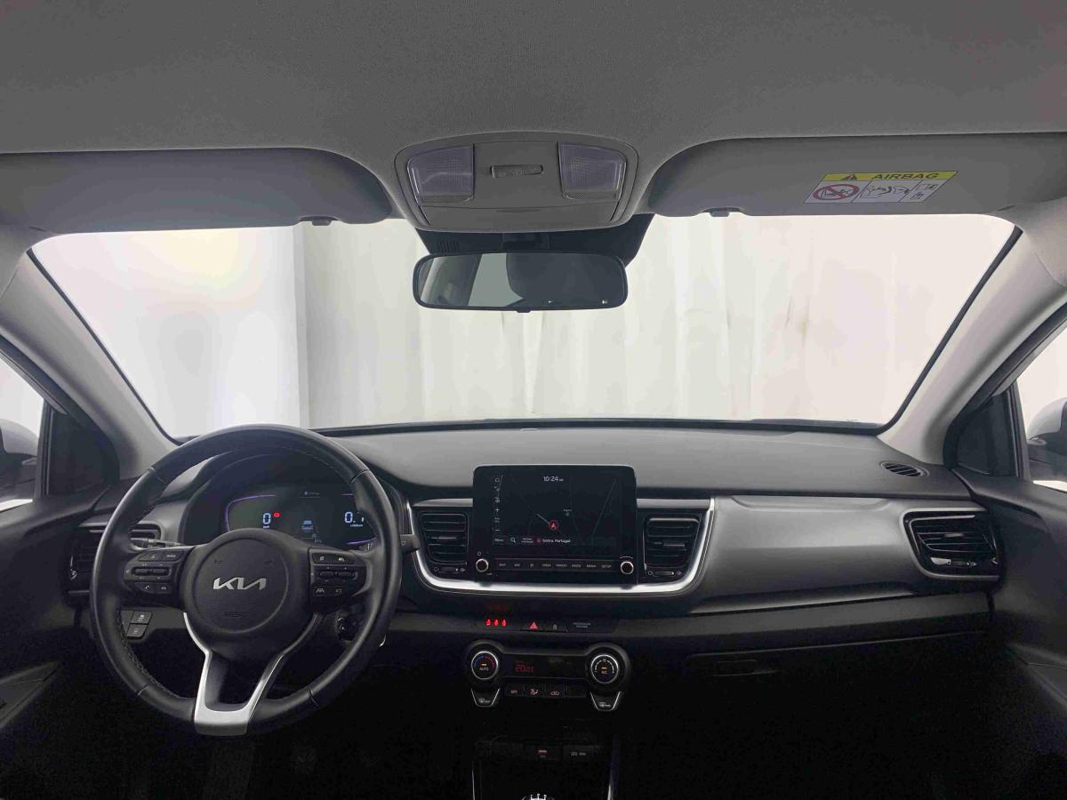 kia-stonic-2025-gasolina-1197cc