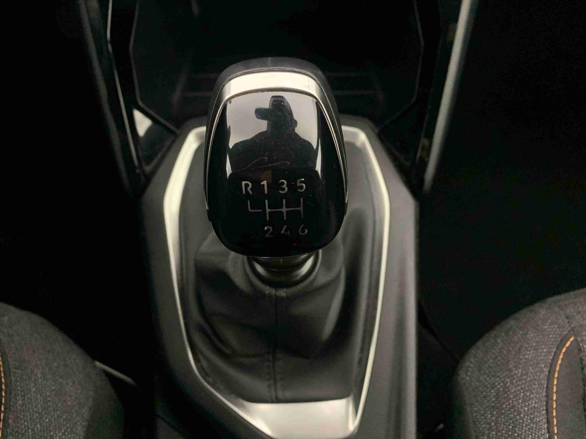 peugeot-2008-2025-gasolina-1199cc