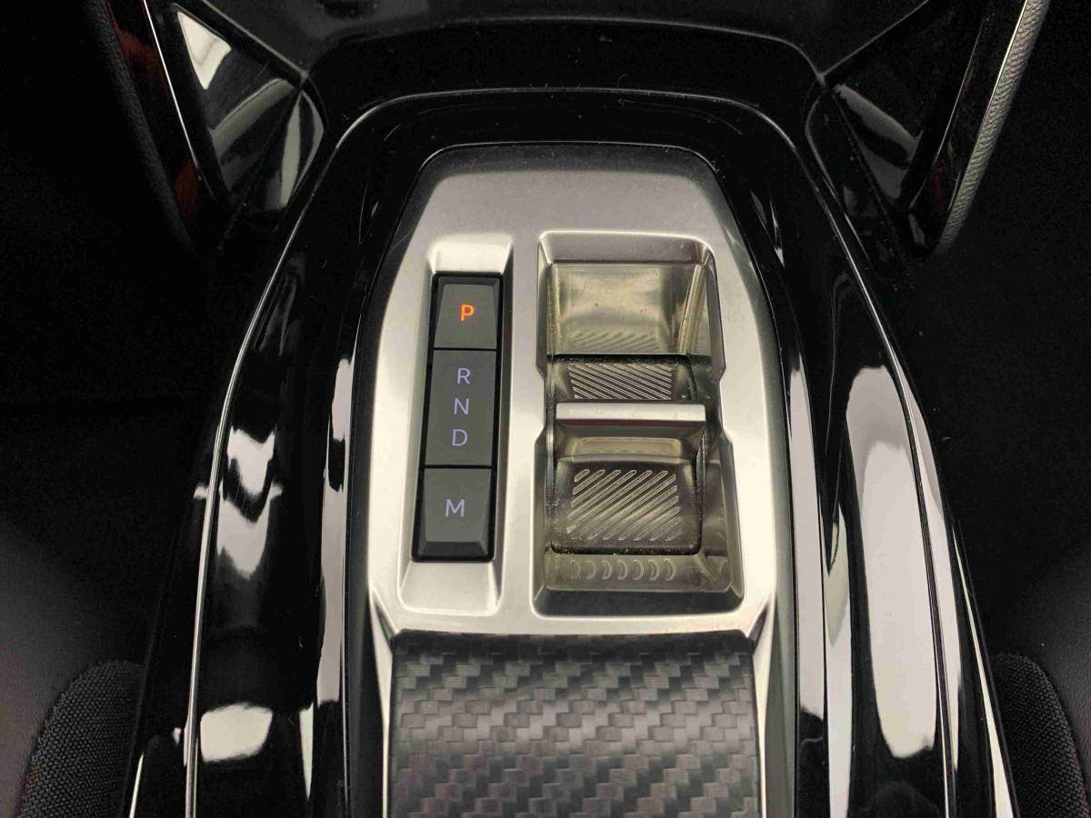 peugeot-2008-2025-gasolina-1199cc