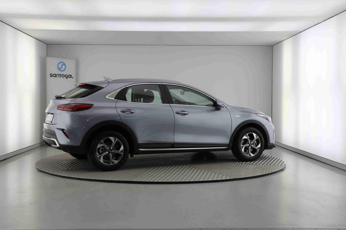 kia-xceed-2025-gasolina-998cc