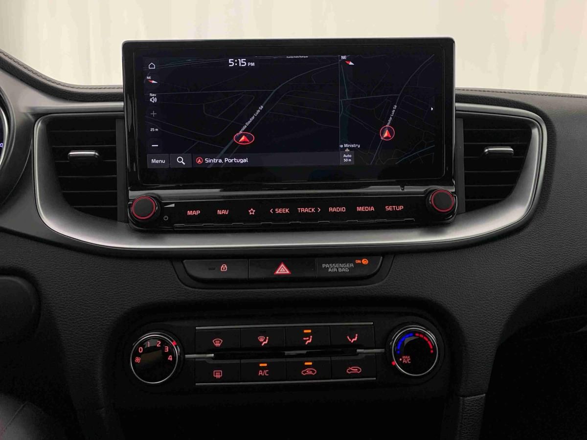 kia-xceed-2025-gasolina-998cc