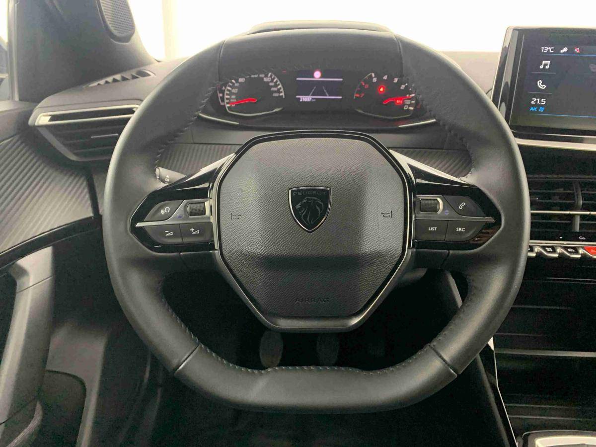 peugeot-2008-2025-gasolina-1199cc