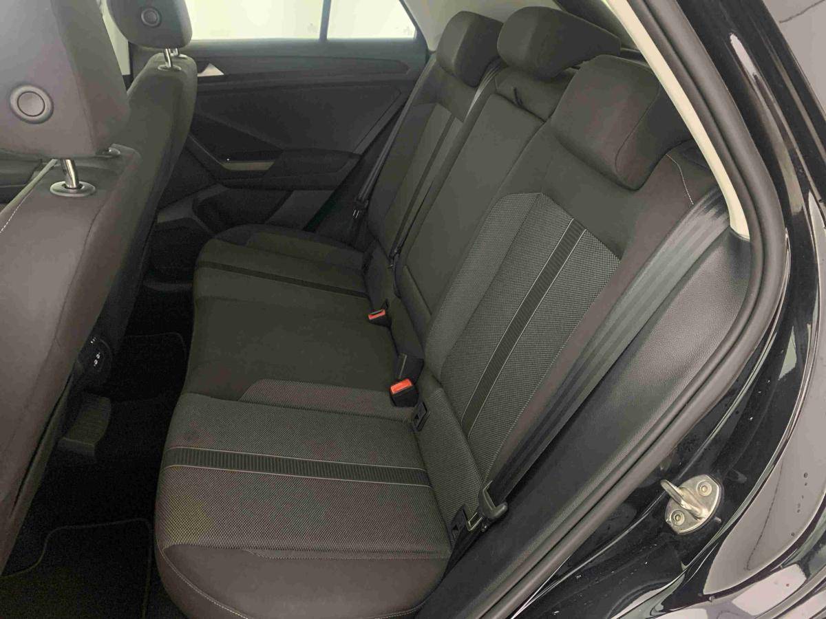 volkswagen-t-roc-2024-gasolina-999cc