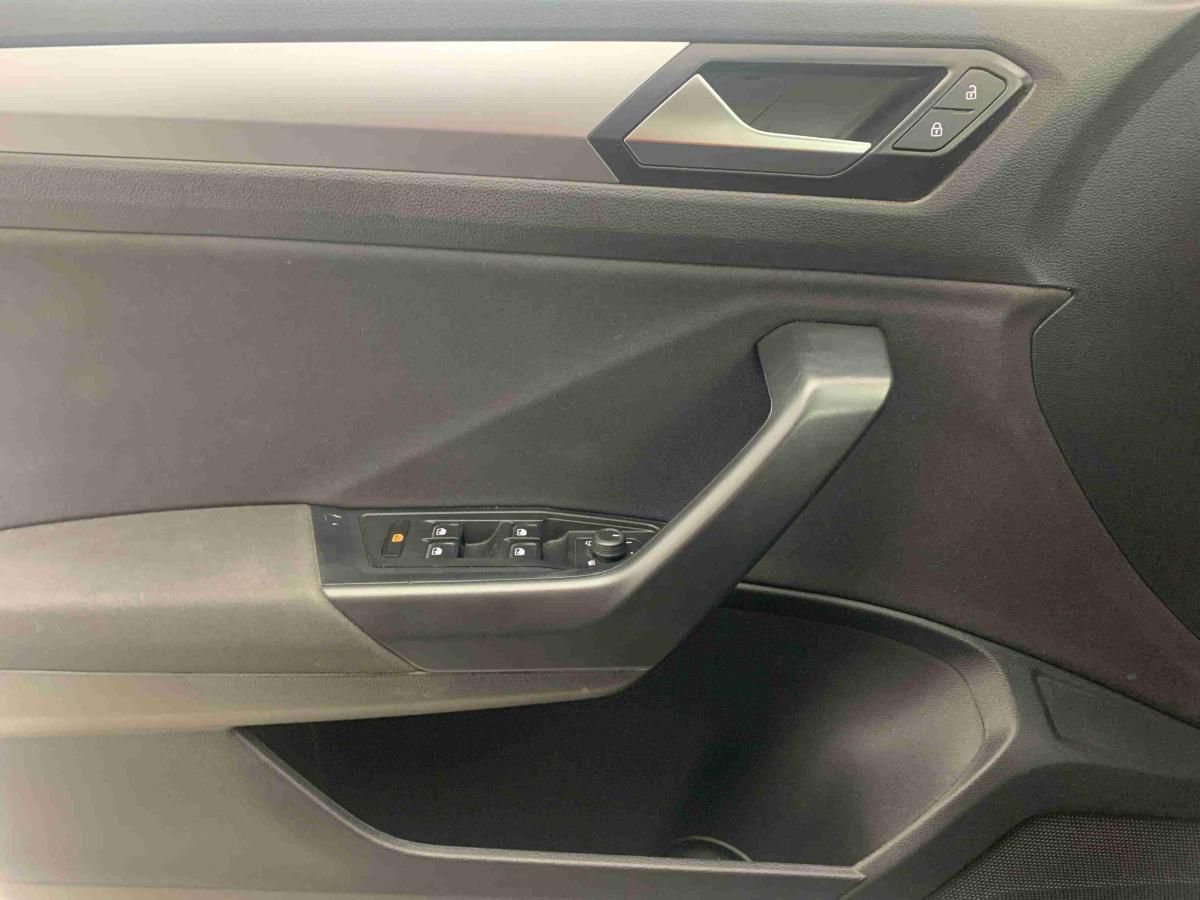 volkswagen-t-roc-2024-gasolina-999cc