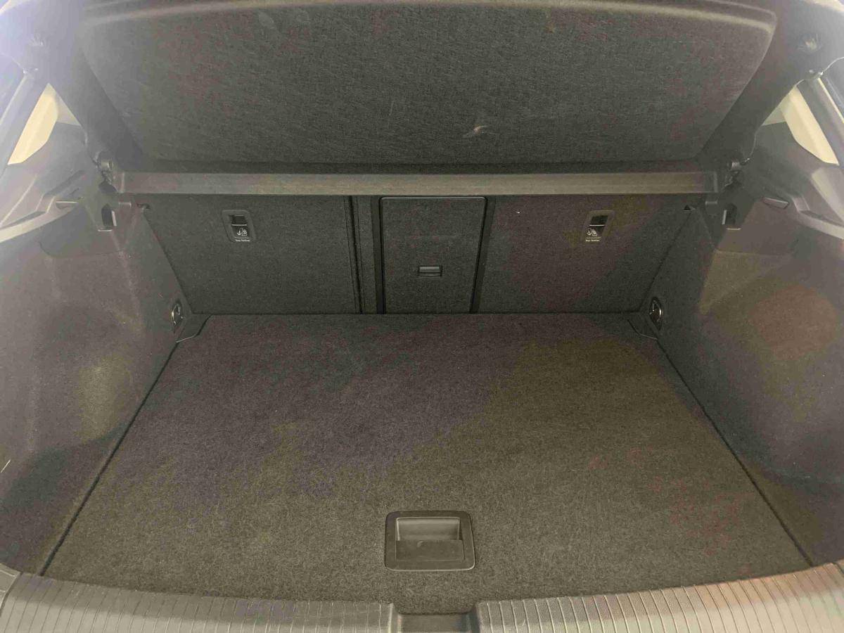 volkswagen-t-roc-2024-gasolina-999cc