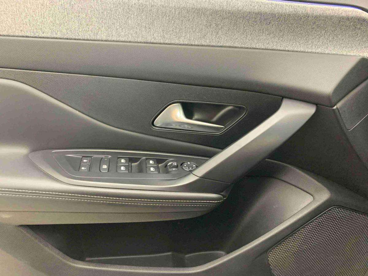 peugeot-308-2022-hibrido-1598cc