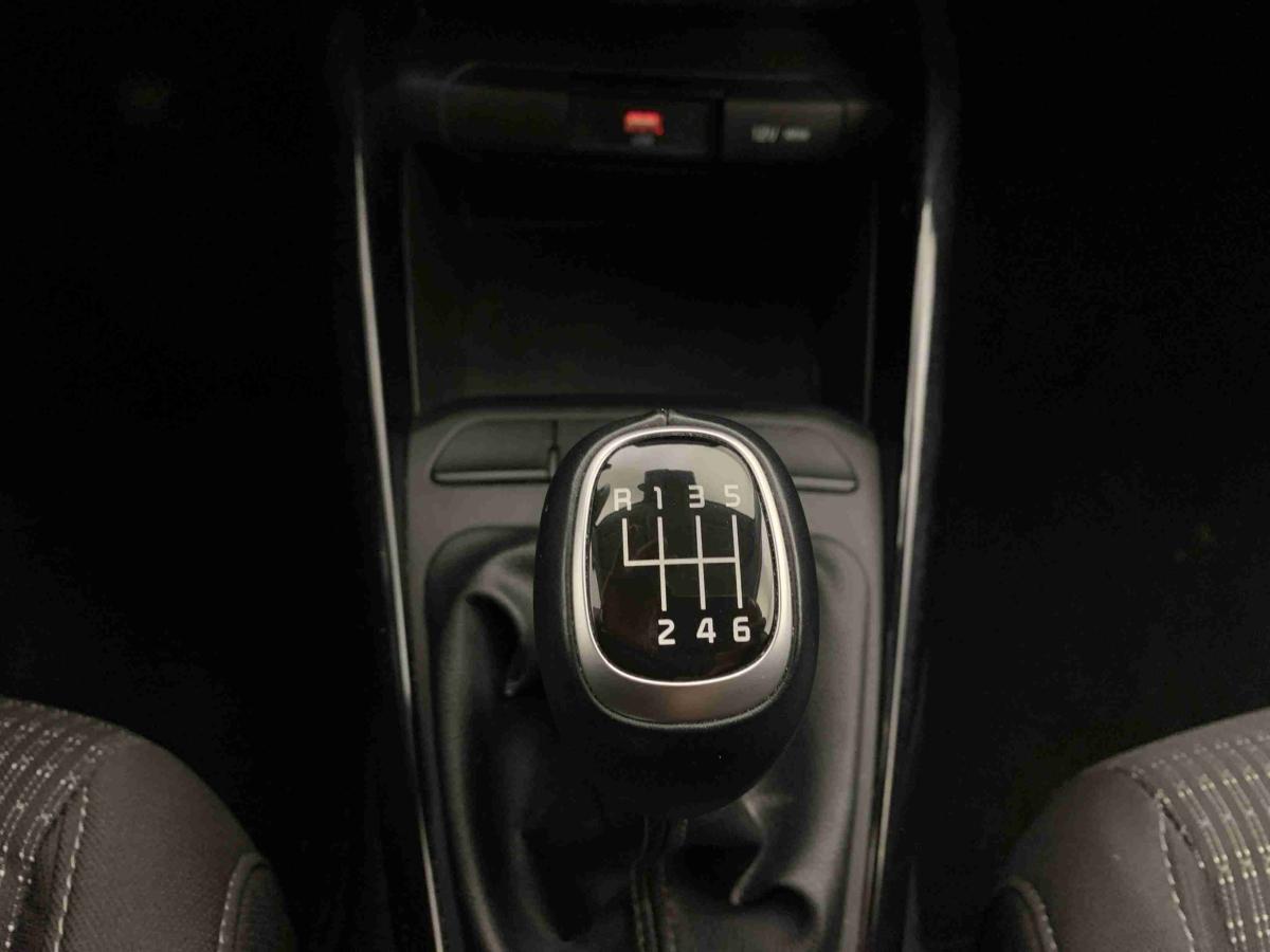 kia-stonic-2025-gasolina-998cc