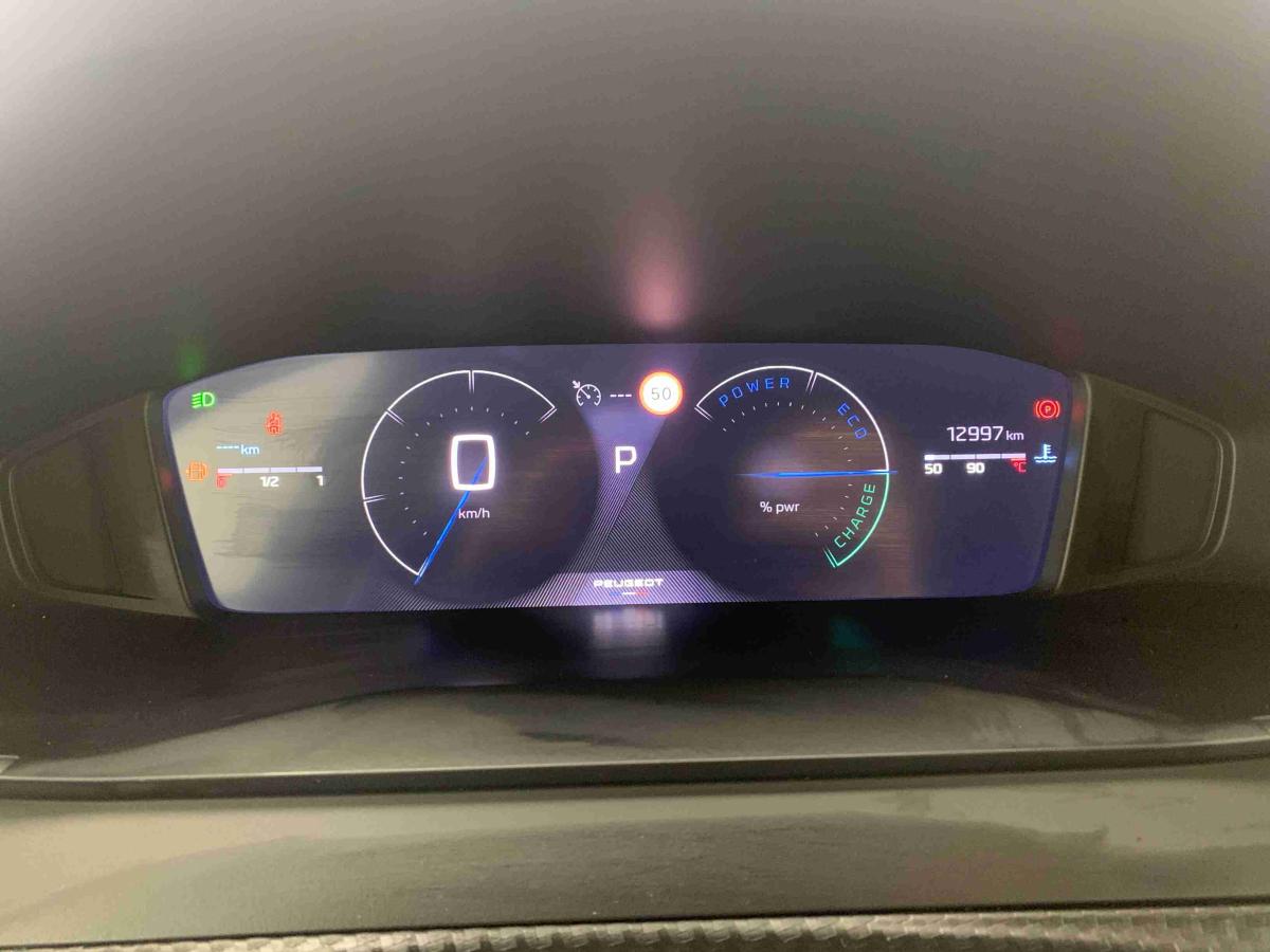 peugeot-2008-2025-gasolina-1199cc