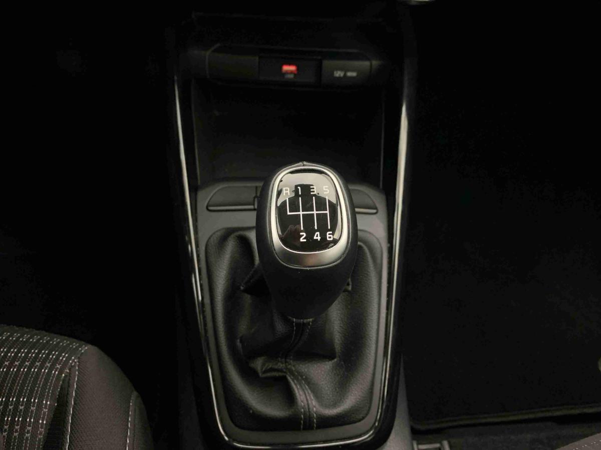 kia-stonic-2025-gasolina-998cc