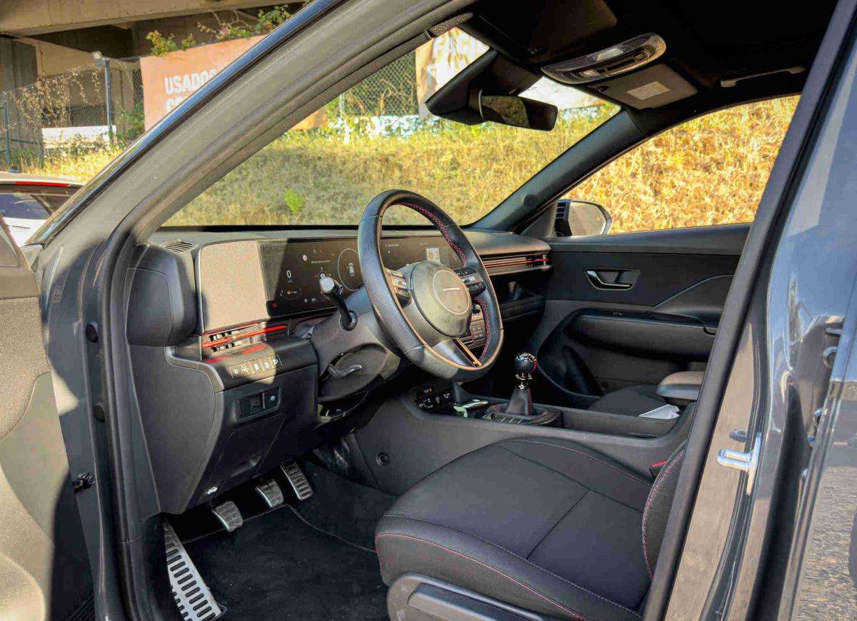 hyundai-kauai-2023-gasolina-998cc