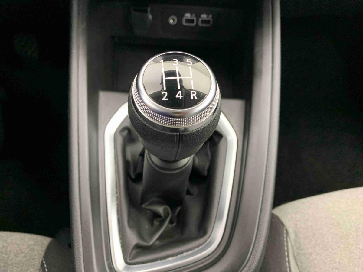 mitsubishi-colt-2025-gasolina-999cc