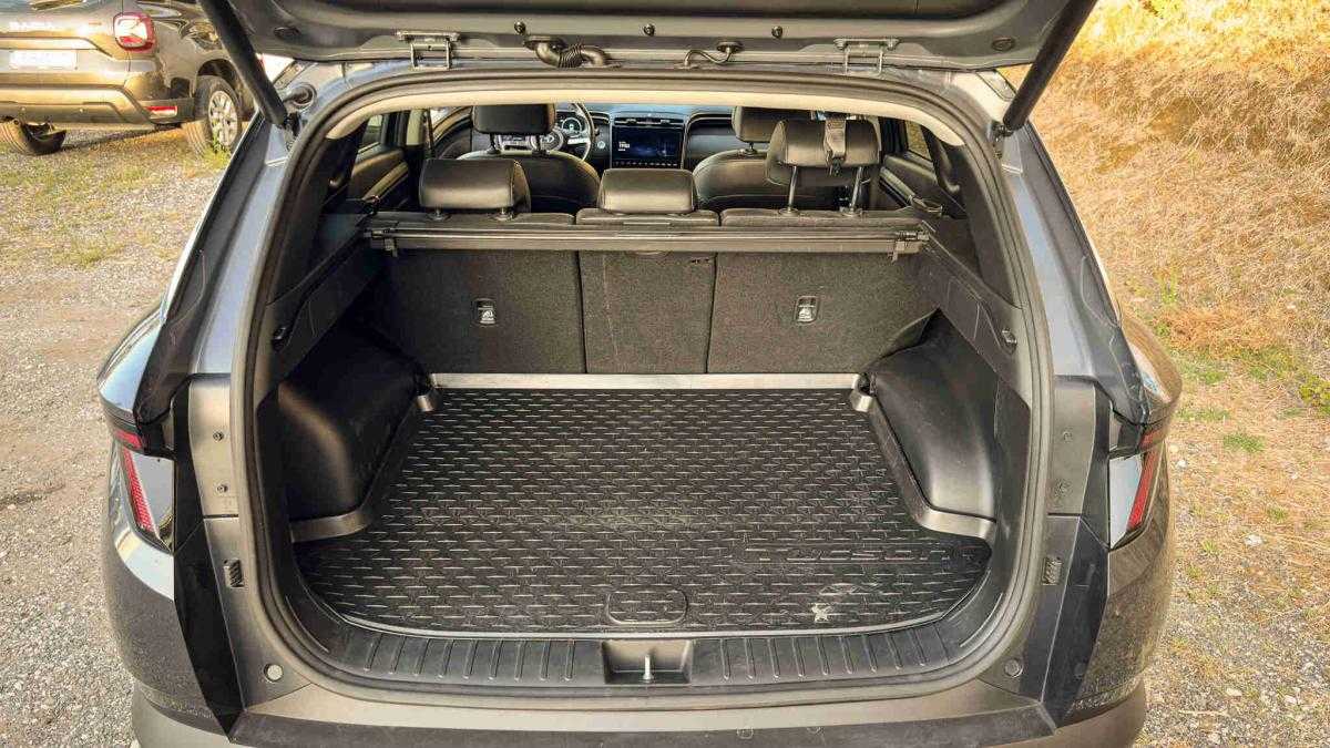 hyundai-tucson-2023-diesel-1598cc