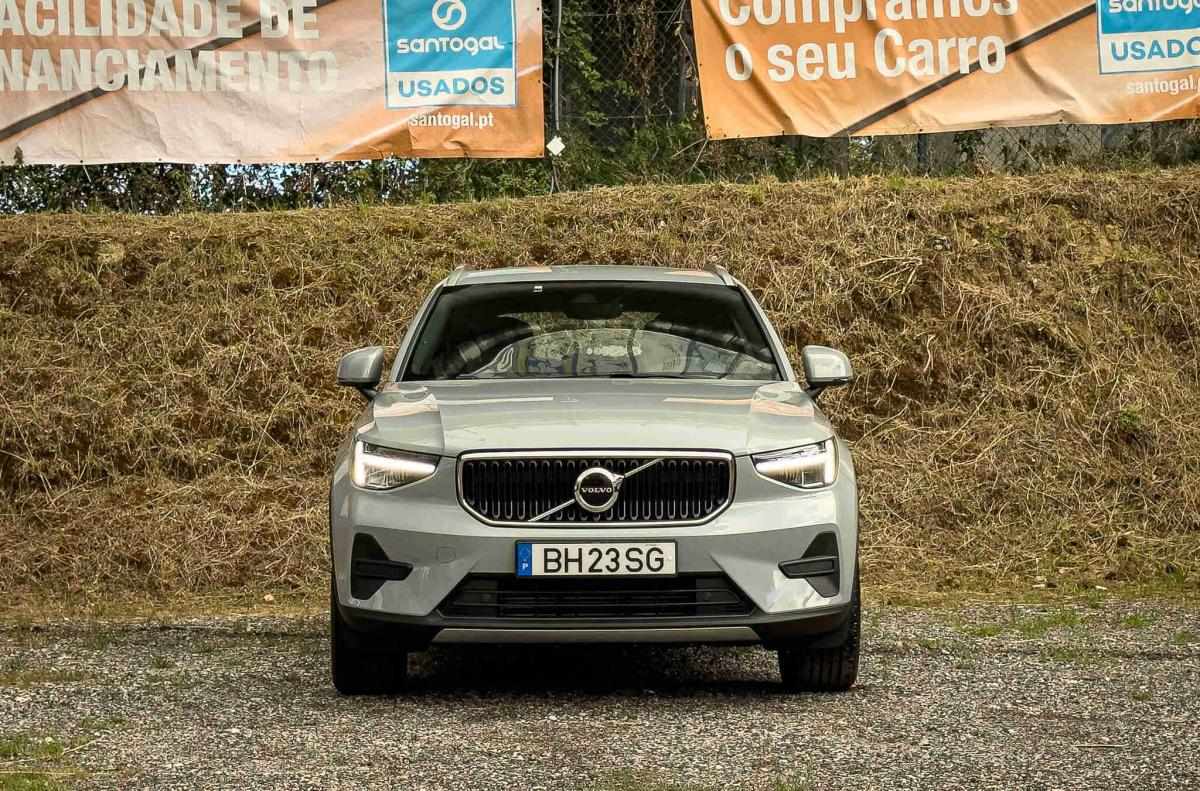 volvo-xc40-2024-gasolina-1477cc