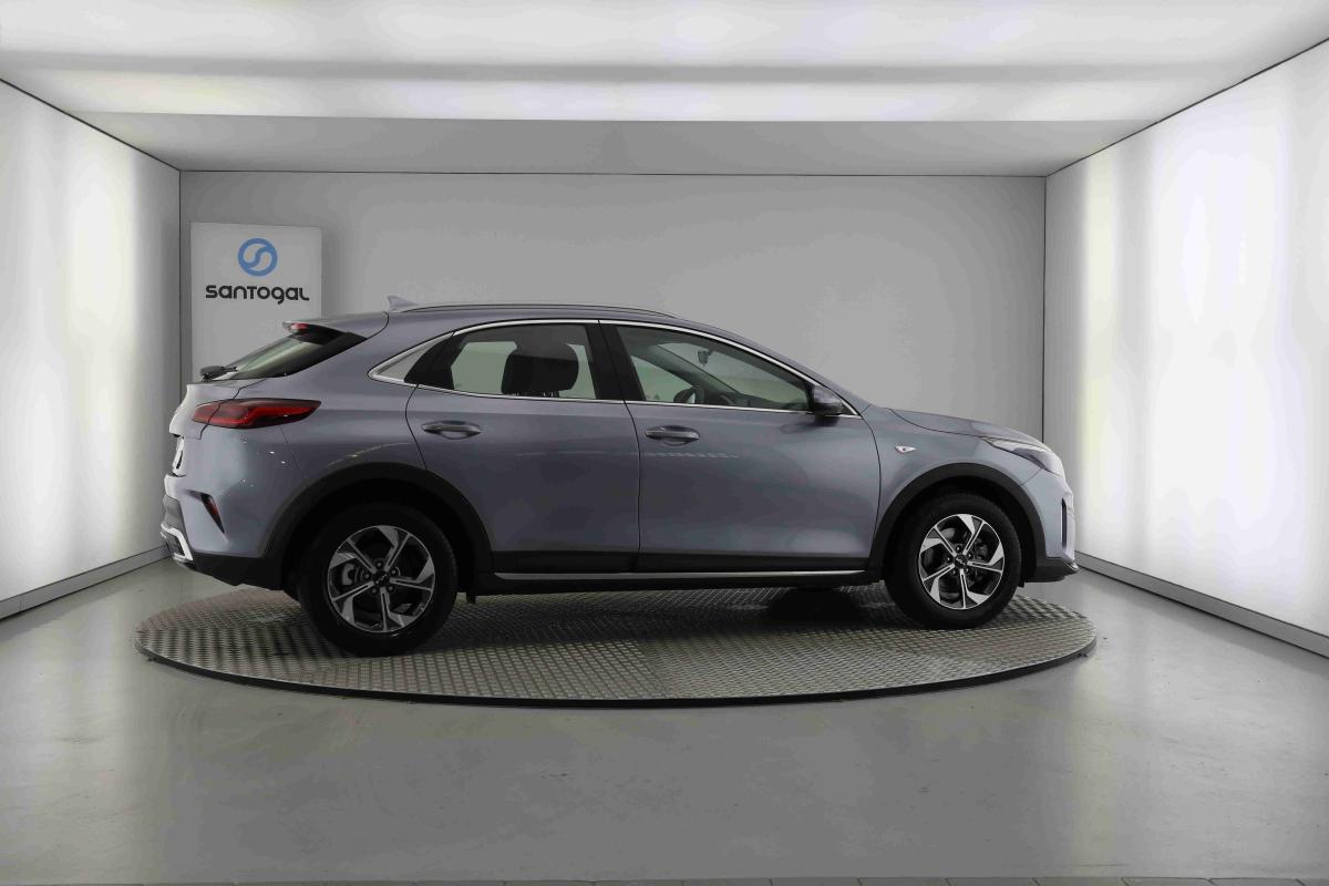 kia-xceed-2025-gasolina-998cc