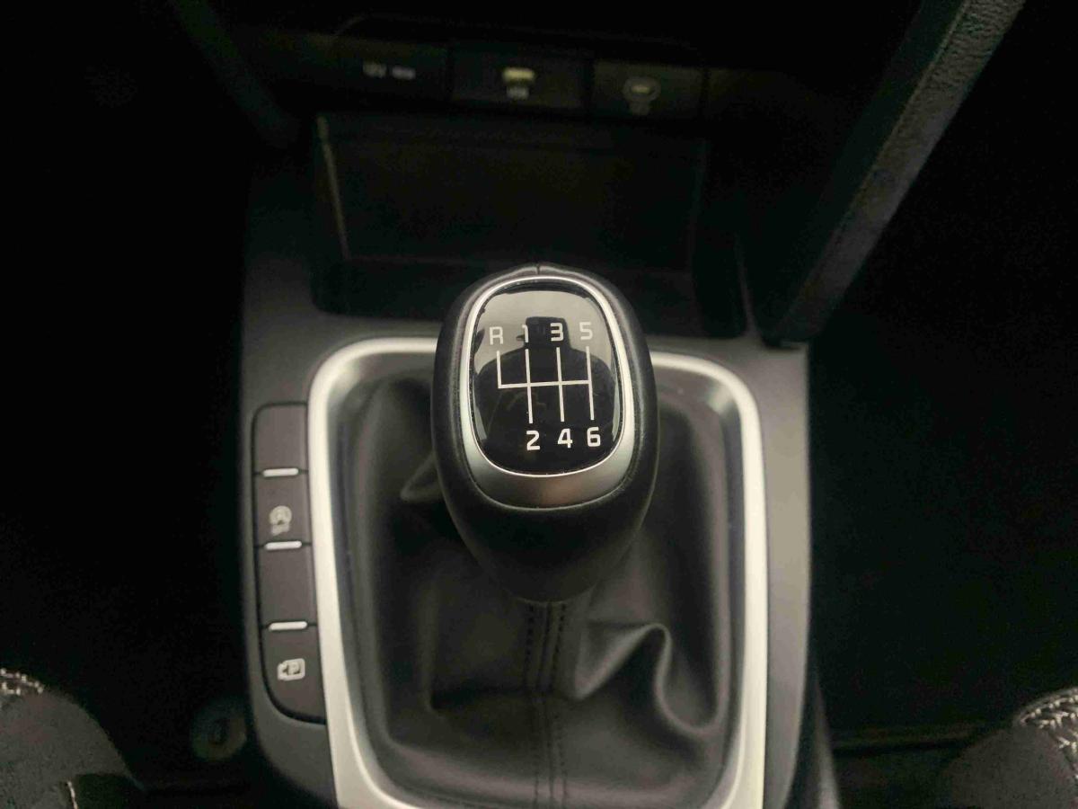 kia-xceed-2025-gasolina-998cc